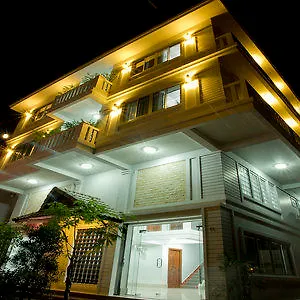 Angkor Empire Boutique 3*