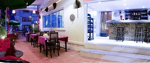 Angkor Empire Boutique 3*